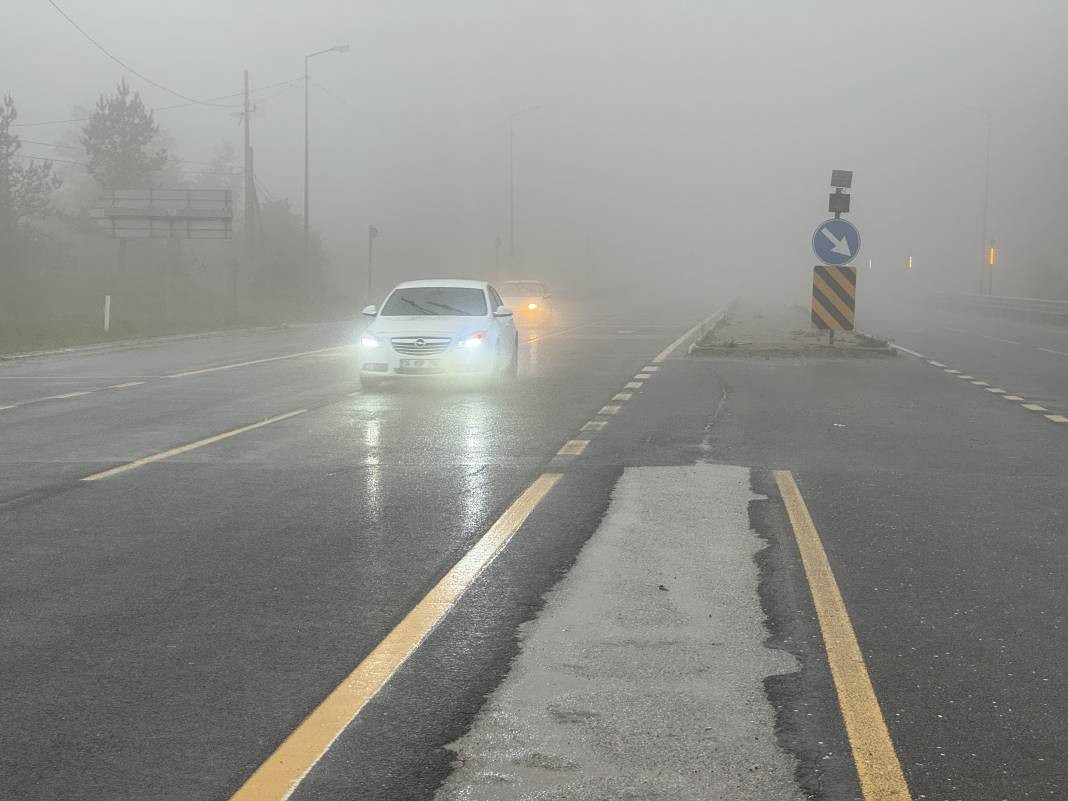 Sürücüler dikkat! Bolu Dağı'nda göz gözü görmüyor - Resim: 7